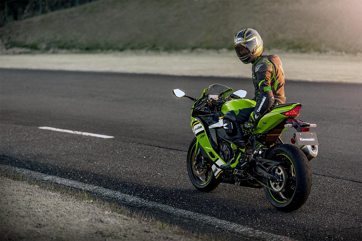 Kawasaki Ninja ZX-4R / ZX-4RR KRT Edition 2025 Supersport