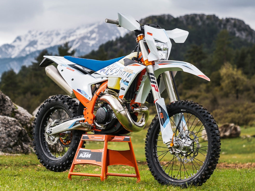 Ktm exc 300 2t deals six days